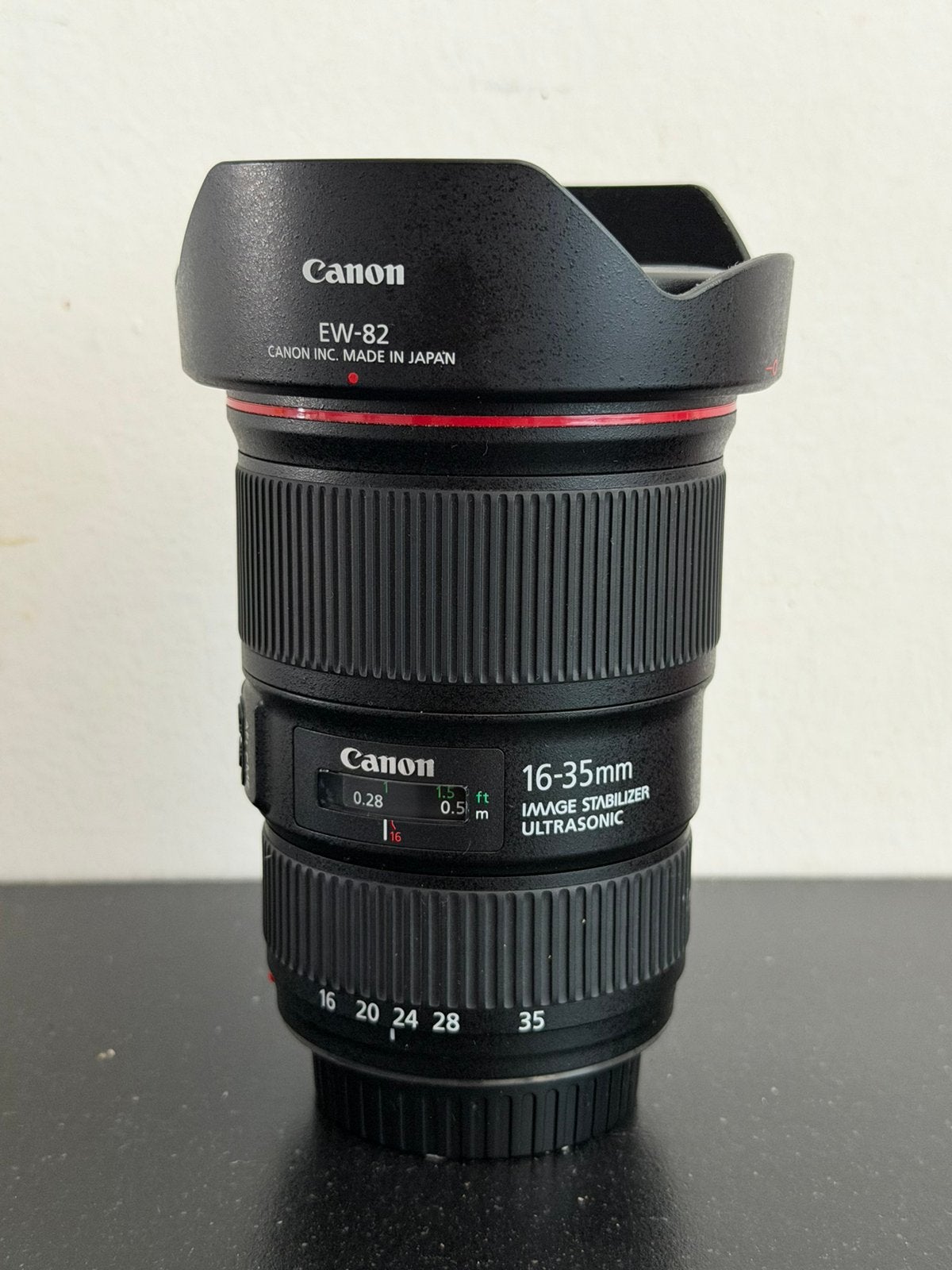 Canon EF 16-35 f4 IS in topstaat, Audio, Tv en Foto, Ophalen of Verzenden, Zo goed als nieuw, Groothoeklens