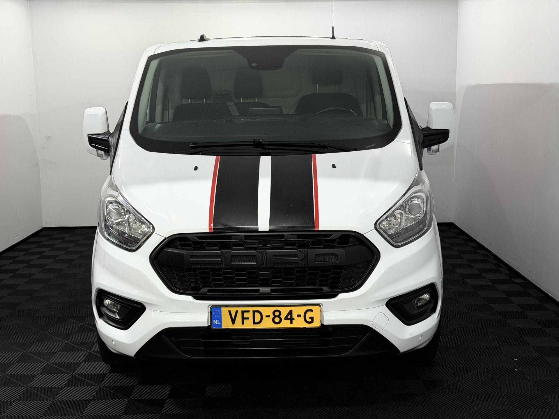 Ford Transit Custom 300 2.0 TDCI L2H1 Limited Clima, Navi, P, Euro 6, 4 cilinders, Wit, Origineel Nederlands