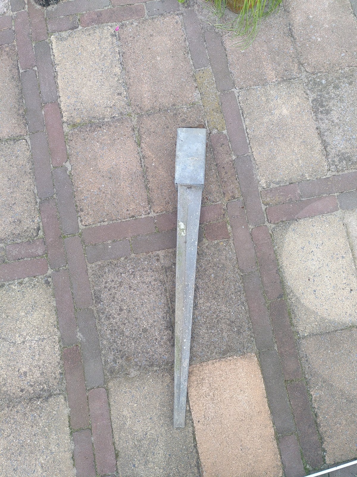 6 IJzeren paalhouders 15 cm diep 75 cm lang 7x7, Tuin en Terras, Ophalen, Gebruikt, IJzer, Minder dan 3 meter