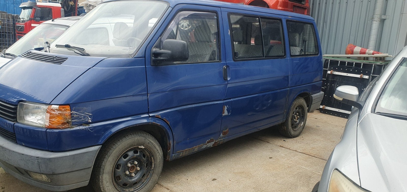 Vw bus Multivan  2.5 camper benzine  opknapper, Buscamper of Camperbus, Volkswagen, Particulier, Benzine