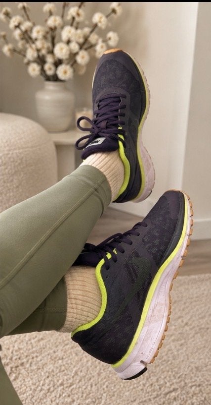 Nike sneakers hardloopschoenen dames maat 38,5 goede staat, Kleding | Dames, Ophalen of Verzenden, Zo goed als nieuw, Groen