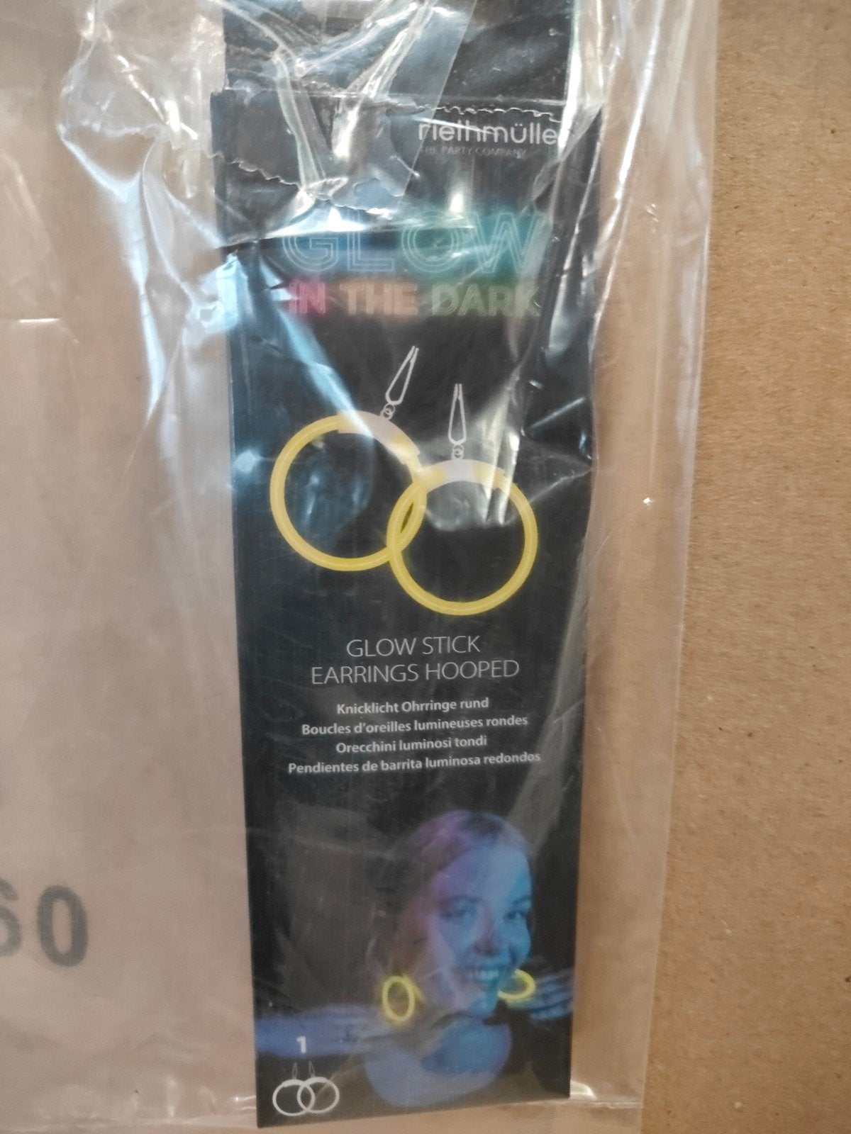 parrijhandel glow in the dark oorbellen, Diversen, Ophalen of Verzenden, ., ., .