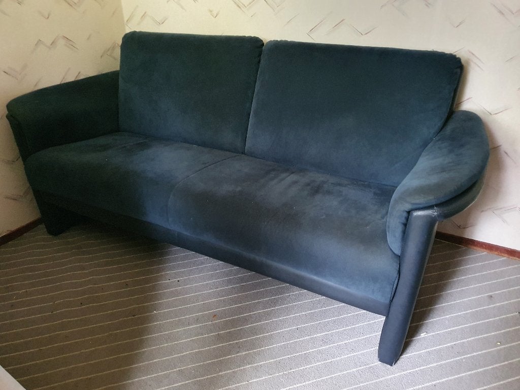 2 persoons blauwe bankje leer/alcantate, Huis en Inrichting, Banken | Bankstellen, Ophalen, 150 tot 200 cm, Tweepersoons, 75 tot 100 cm