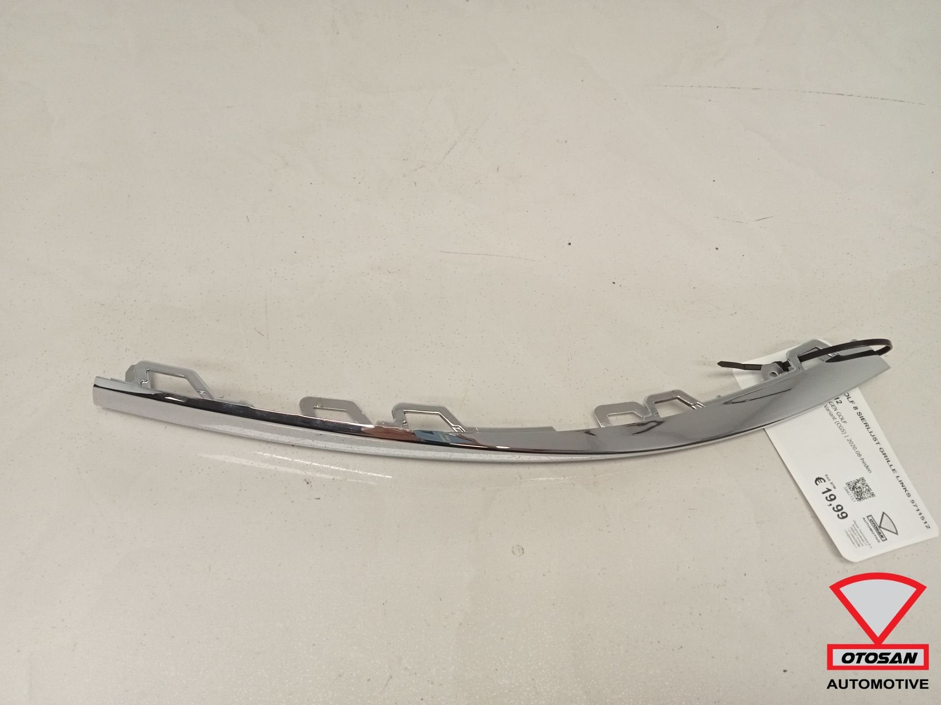 VW Golf 8 Sierlijst Grille Links 5711512, Gebruikt, Volkswagen, Volkswagen AG, Berliner Ring 2
38440  Wolfsburg, DE