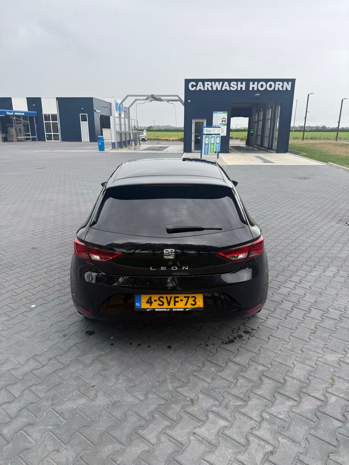 Seat Leon 1.6 TDI 81KW/110PK 2013 Zwart, Voorwielaandrijving, 1160 kg, 4 cilinders, Leon