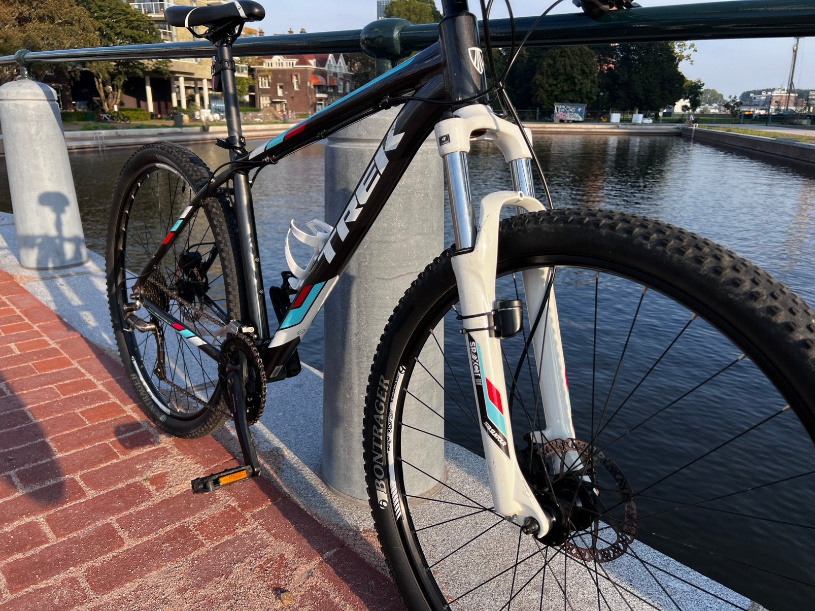 Foto 4 van Trek Marlin 7 - 29 inch, MTB mountainbike