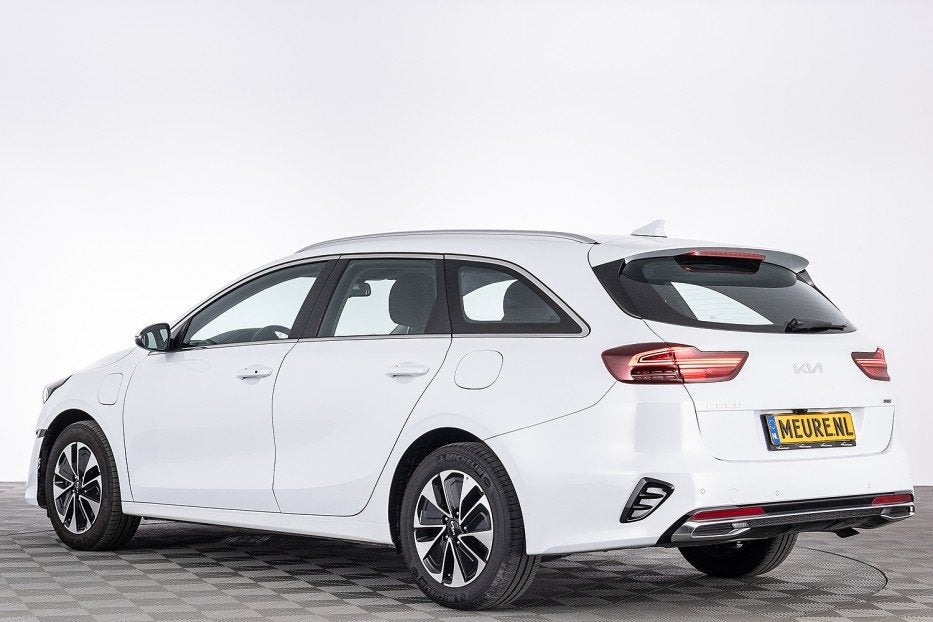 Kia Ceed Sportswagon 1.6 GDI PHEV DynamicLine | Full LED | N, 12 maanden, Stof, Gebruikt, 1 kg