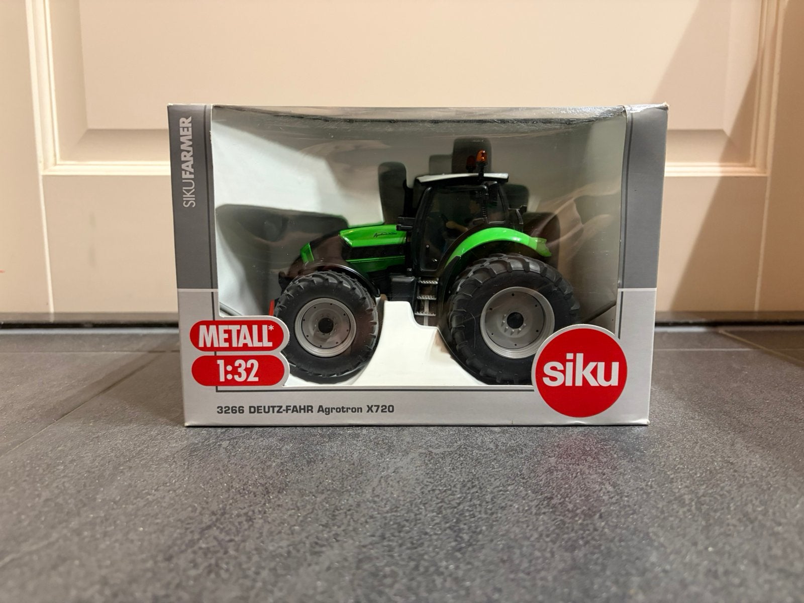SIKU DEUTZ X720 SIMA, Ophalen of Verzenden, Nieuw, Tractor of Landbouw, SIKU