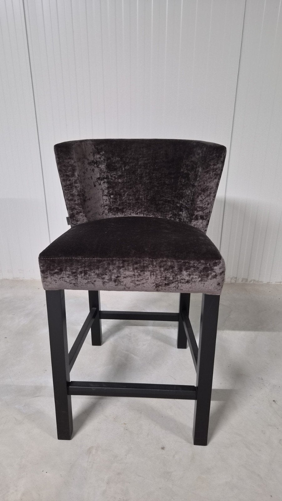 2 Barkrukken Keijser & Co Avalon donkerbruin, zithoogte 63cm, Huis en Inrichting, Ophalen, Met voetsteun, 60 tot 90 cm, Zo goed als nieuw