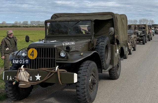 Dodge WC51 1942 -Originele WOII 4x4 I NL- kenteken I Rijdend, Overige modellen, Cabriolet, 9 stoelen, Geïmporteerd