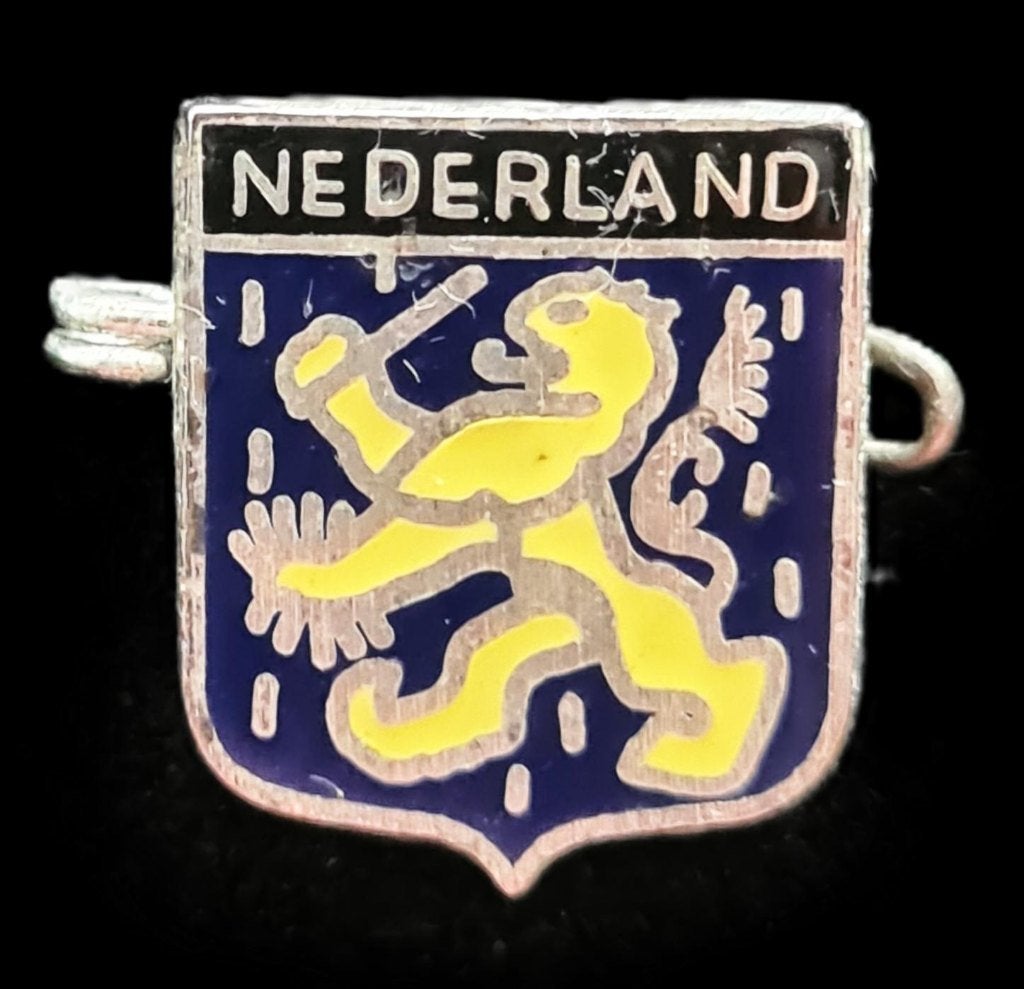 Nederland broche- d.blauw-gele leeuw- emaille, Verzenden, Zo goed als nieuw, Stad of Land, Speldje of Pin