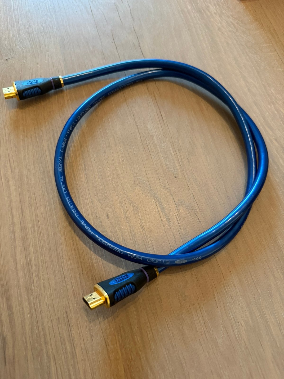 HDMI kabel IXOS, Ophalen of Verzenden, Zo goed als nieuw, Minder dan 2 meter, HDMI-kabel