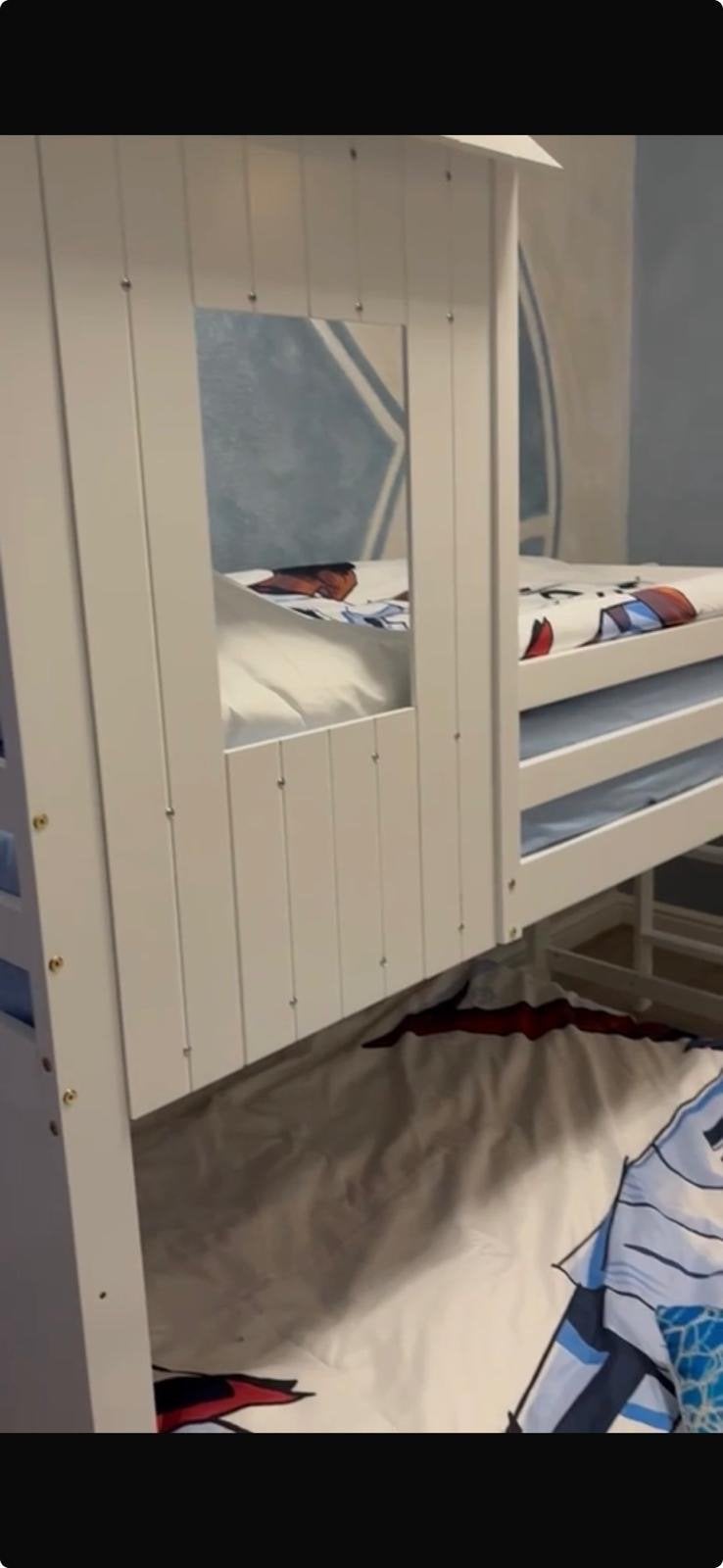 Foto 5 van Hoogslaper met glijbaan en huisbed - Zo goed als nieuw