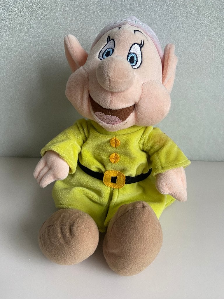 Dopey knuffel, Ophalen of Verzenden, Sneeuwwitje of Doornroosje, Zo goed als nieuw, Knuffel