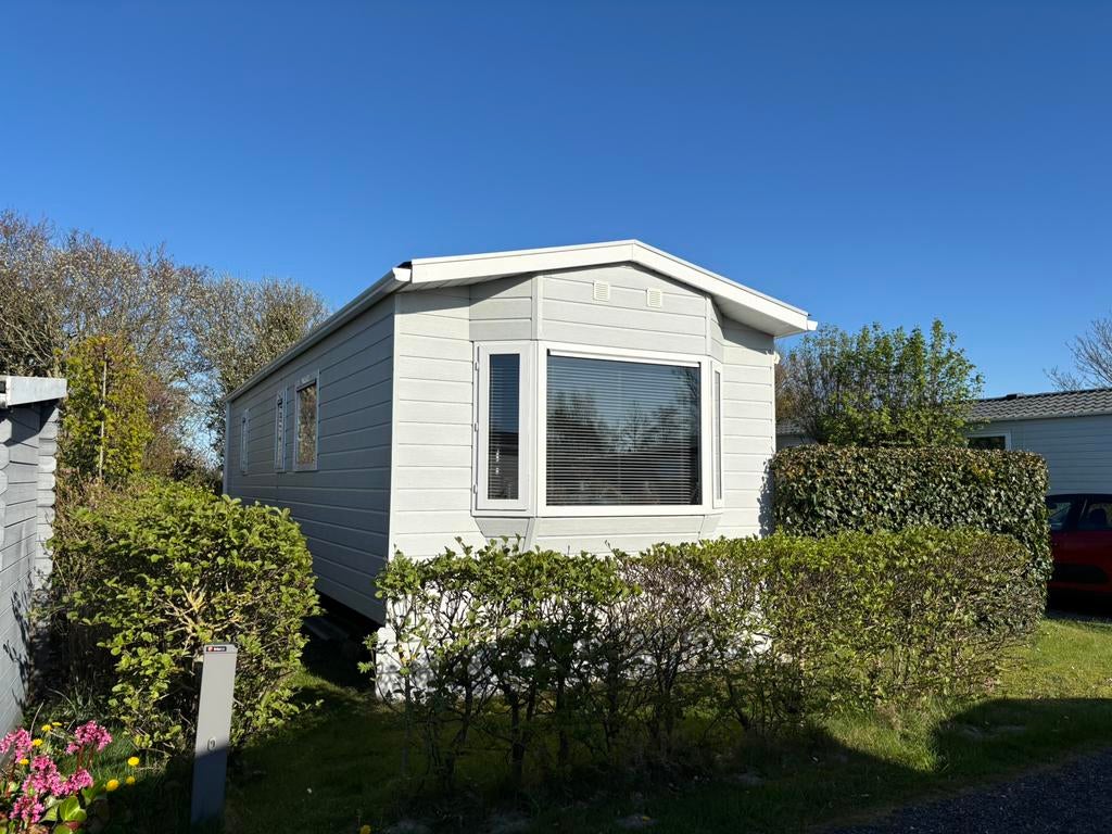 Te koop een chalet met staanplaats., Caravans en Kamperen, Tot en met 4
