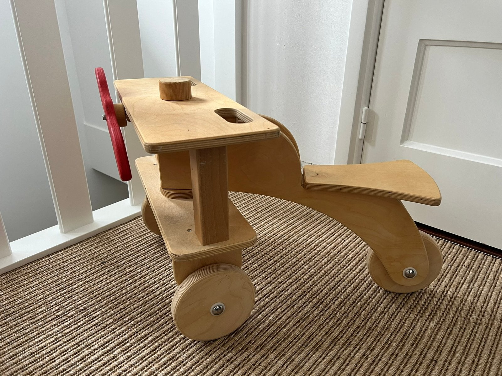 Houten loopvliegtuig, Kinderen en Baby's, Ophalen of Verzenden, Zo goed als nieuw, Loopvoertuig