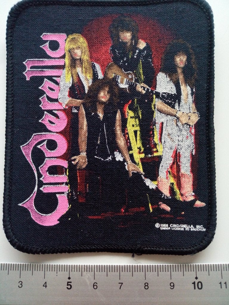 Cinderella vrij zeldzame vintage 1989 patch c255, Verzamelen, Ophalen of Verzenden, Nieuw, Kleding
