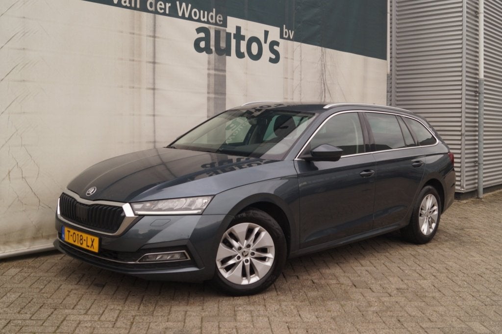 Skoda Octavia Combi 2.0 TDI 115pk Ambition -NAVI-ECC-PDC-, Auto's, Skoda, Voorwielaandrijving, Stof, Gebruikt, Euro 6