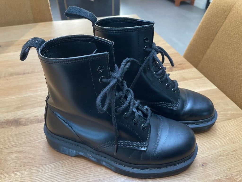 Dr. Martens schoenen maat 39, Ophalen of Verzenden, Zo goed als nieuw, Zwart