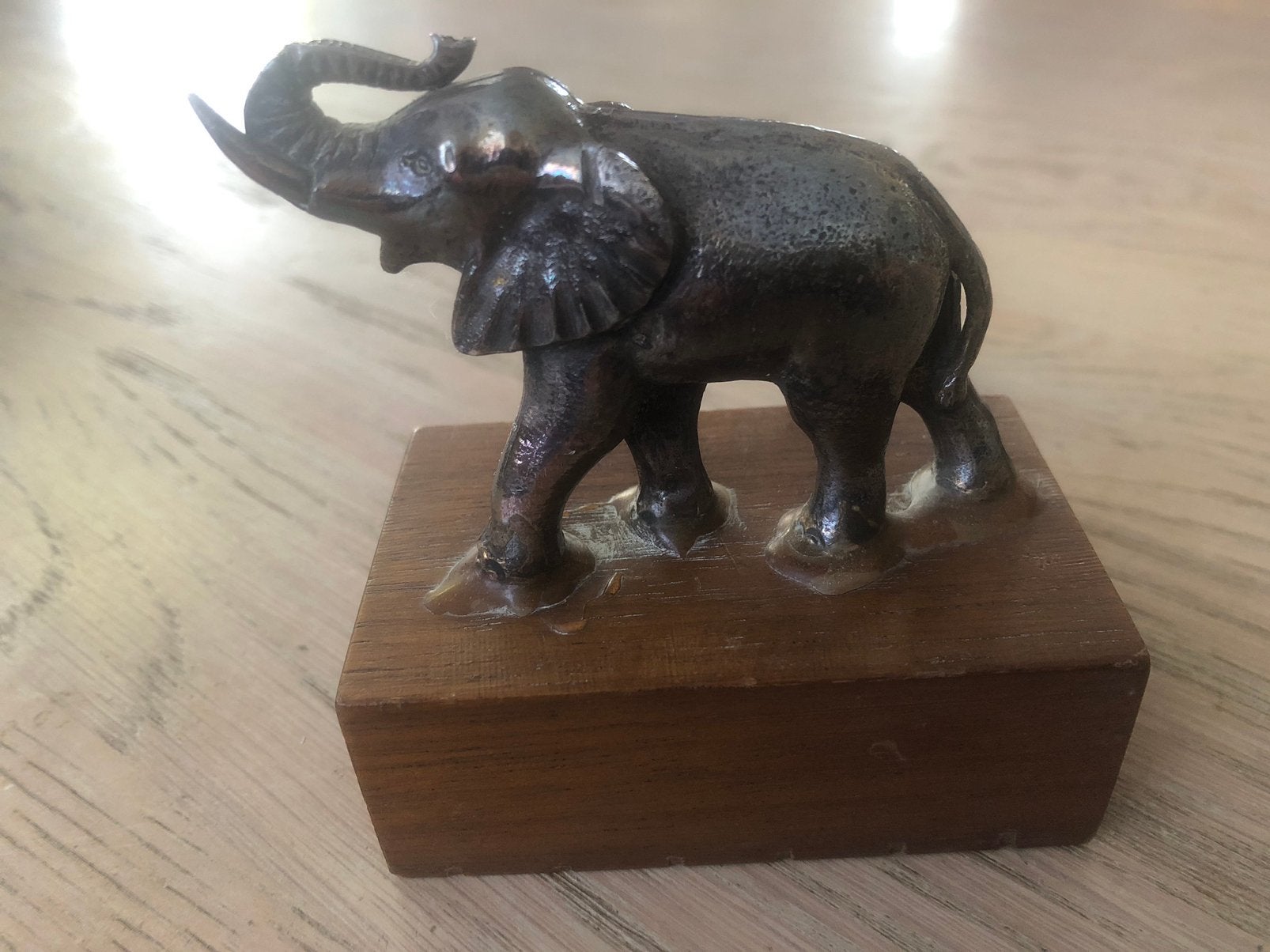 Verzilverde beeldjes van Wereld Natuur Fonds Olifant, Ophalen of Verzenden, Zo goed als nieuw, Dier