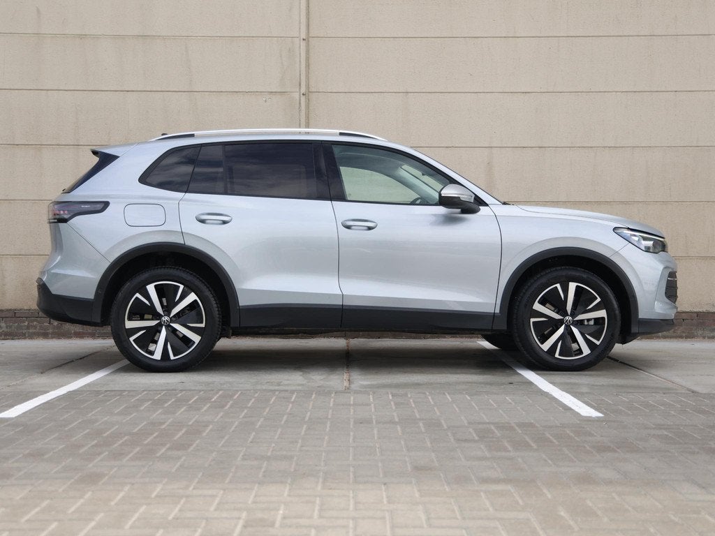 Volkswagen Tiguan 1.5 eHybrid Life Edition 204PK DSG | Led |, Stof, 150 min, Plug-in hybride, Bedrijf