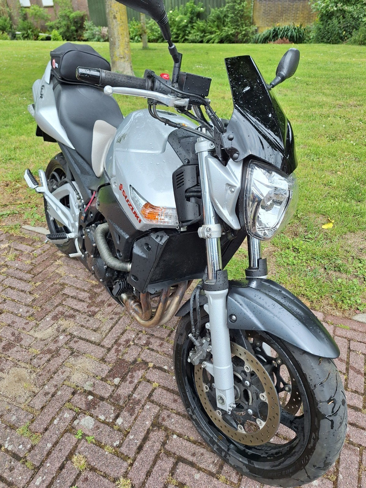Suzuki GSR 600 2008 nette motor, Motoren, Motoren | Suzuki, Handvatverwarming, Occasion, Particulier, Meer dan 35 kW