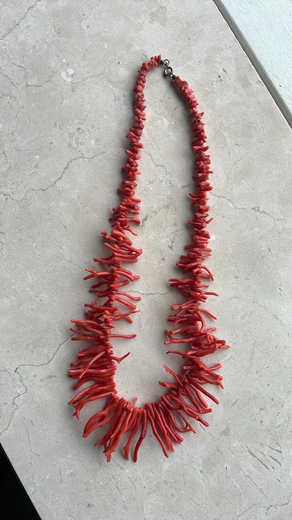 Bloedkoraal ketting, Sieraden, Tassen en Uiterlijk, Ophalen of Verzenden, Overige materialen, Ketting