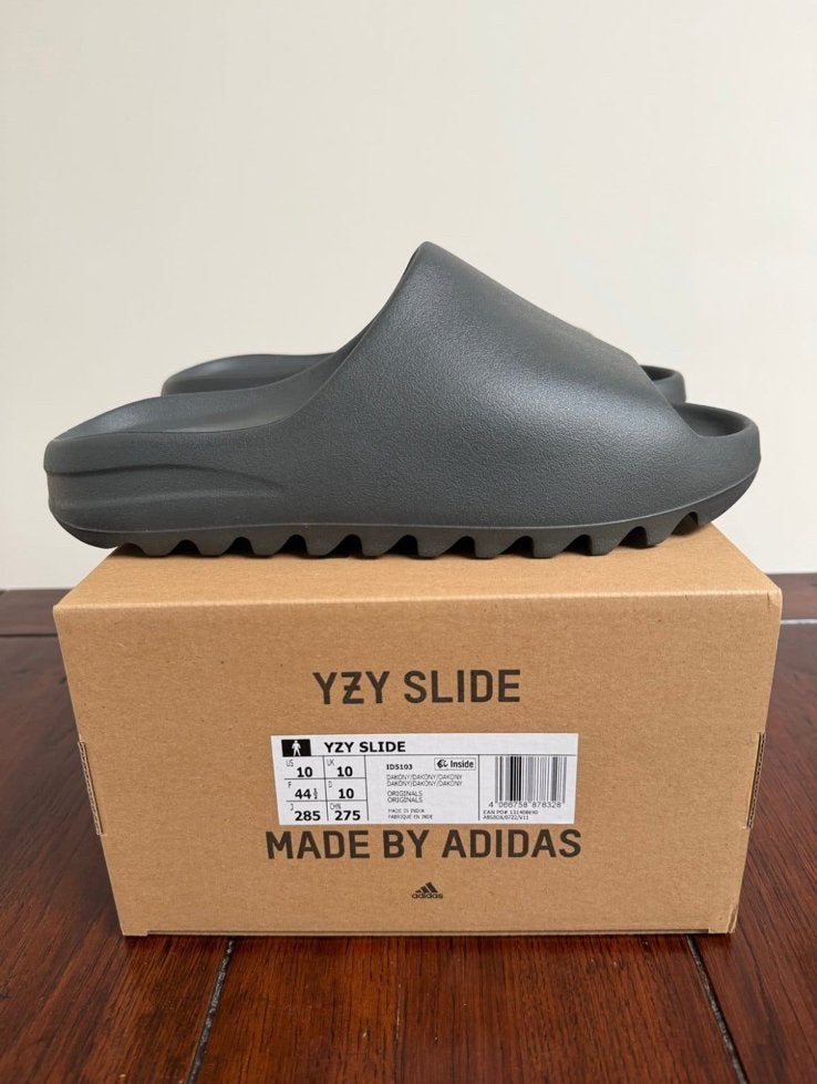 Yeezy slides, Kleding | Heren, Schoenen, Ophalen of Verzenden, Zo goed als nieuw