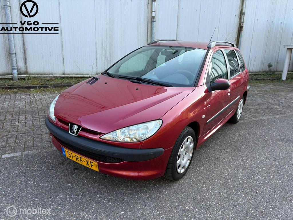 Peugeot 206 SW 1.4 Air-line | Airco, Voorwielaandrijving, Stof, Zwart, 4 cilinders