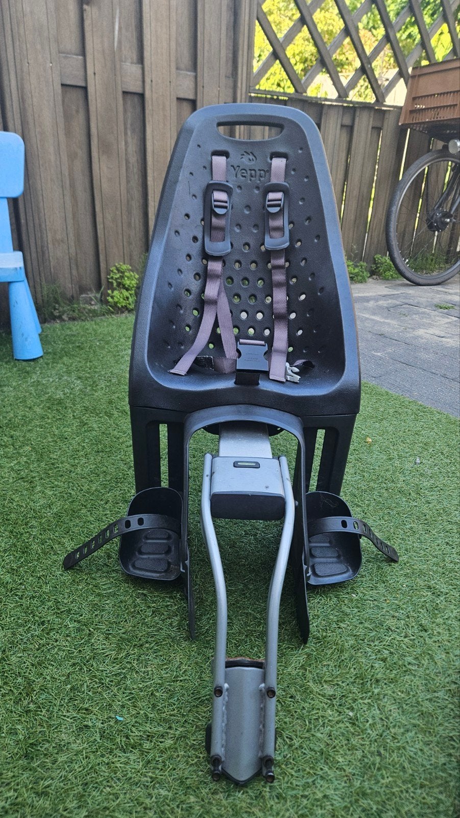 Yepp Achterzitje met Framebevestiging, Fietsen en Brommers, Fietsaccessoires | Fietsstoeltjes, Ophalen, Achterzitje, Yepp, 9 t/m 18 kg