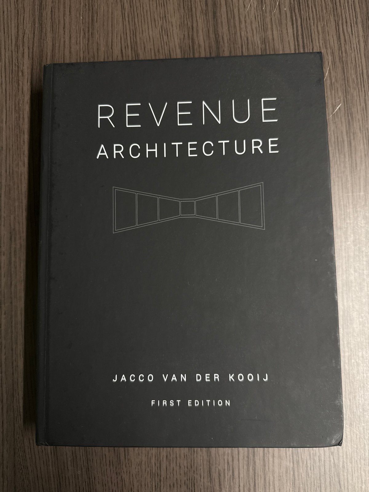 Revenue Architecture - Jacco van der Kooij (Eerste Editie), Ophalen of Verzenden, Zo goed als nieuw
