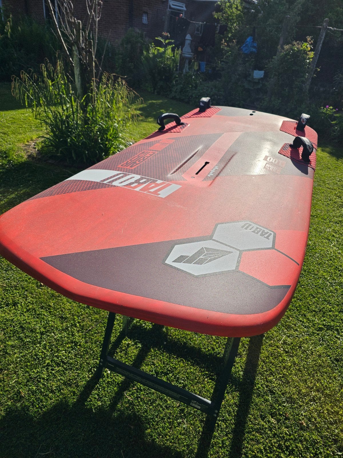 Tabou Air Ride Plus 100 Foilboard - carbon, Watersport en Boten, Windsurfen, Ophalen, Zo goed als nieuw, Overige typen