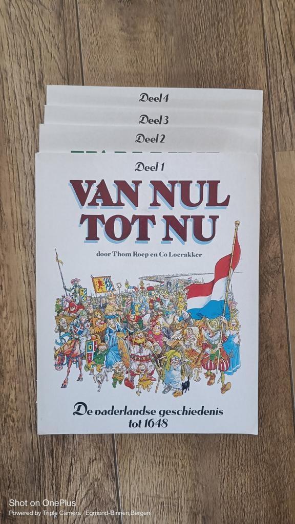 Van Nul Tot Nu - Deel 1 t/m 4 (Thom Roep & Co Loerakker), Boeken, Ophalen of Verzenden, 20e eeuw of later, Gelezen, Thom Roep en Co Loerakker