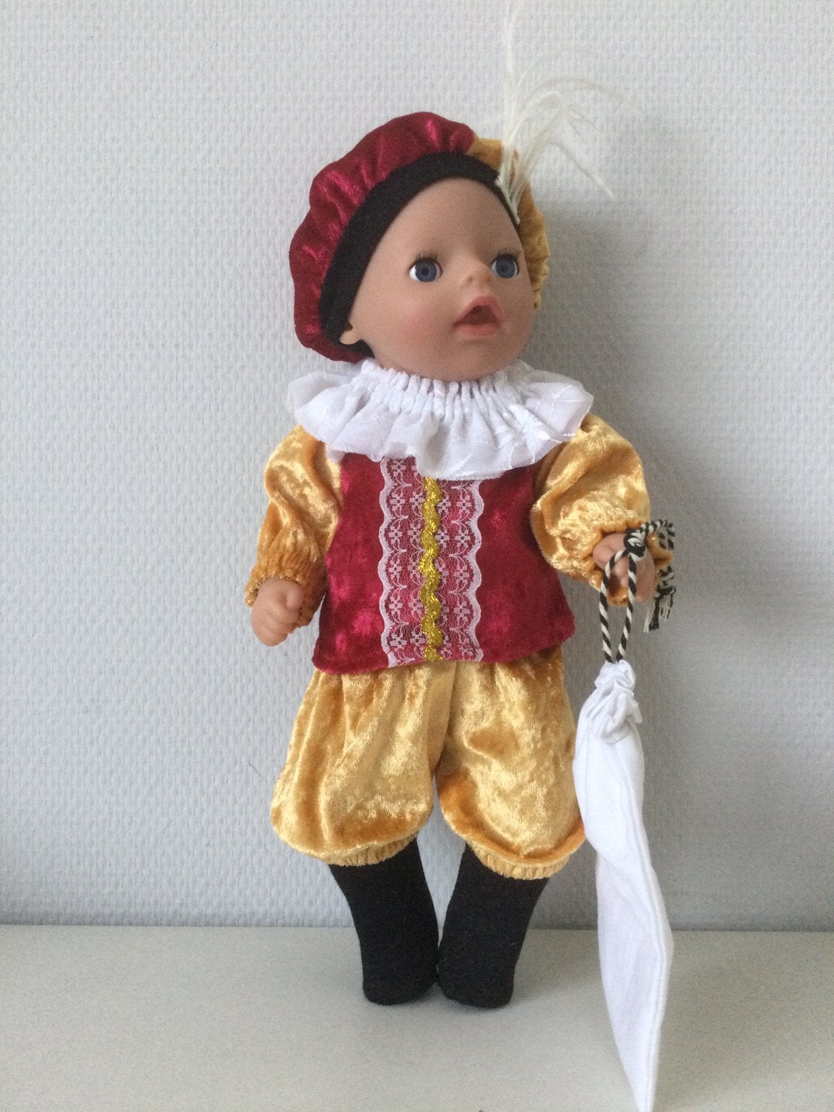 Poppenkleertjes babypop 36 cm babyborn pop 36 cm pietenpak, Ophalen of Verzenden, Nieuw, Babypop