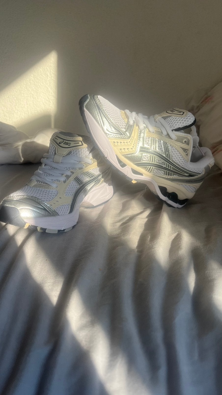 Asics gel kayano 14 maat 37,5, Wit, Nieuw, Ophalen of Verzenden, Sneakers of Gympen