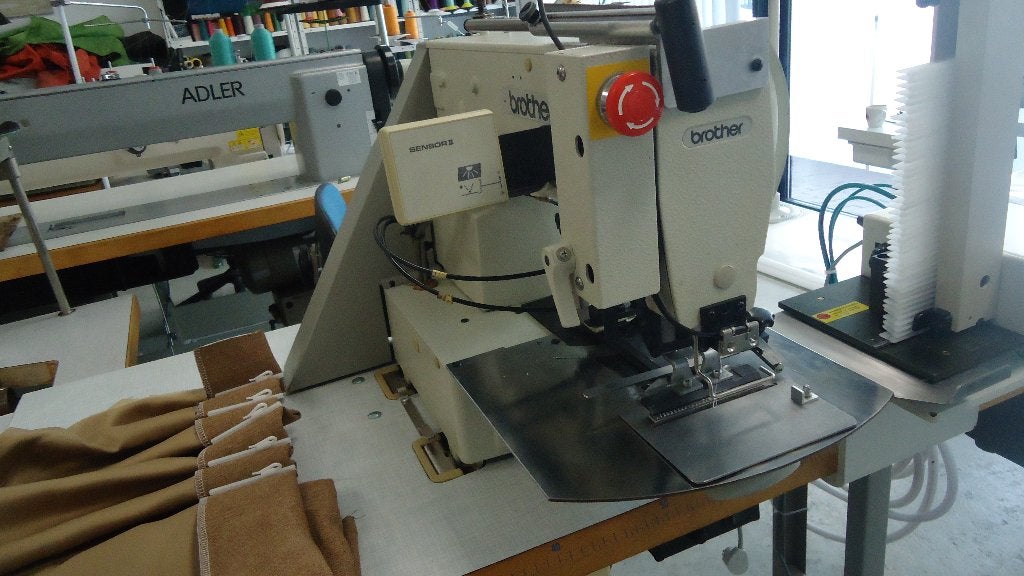 Industrie Brother Plooi Haak Instik Machine Volautomaat, Gebruikt, Ophalen of Verzenden, Naaimachine, Industrieel
