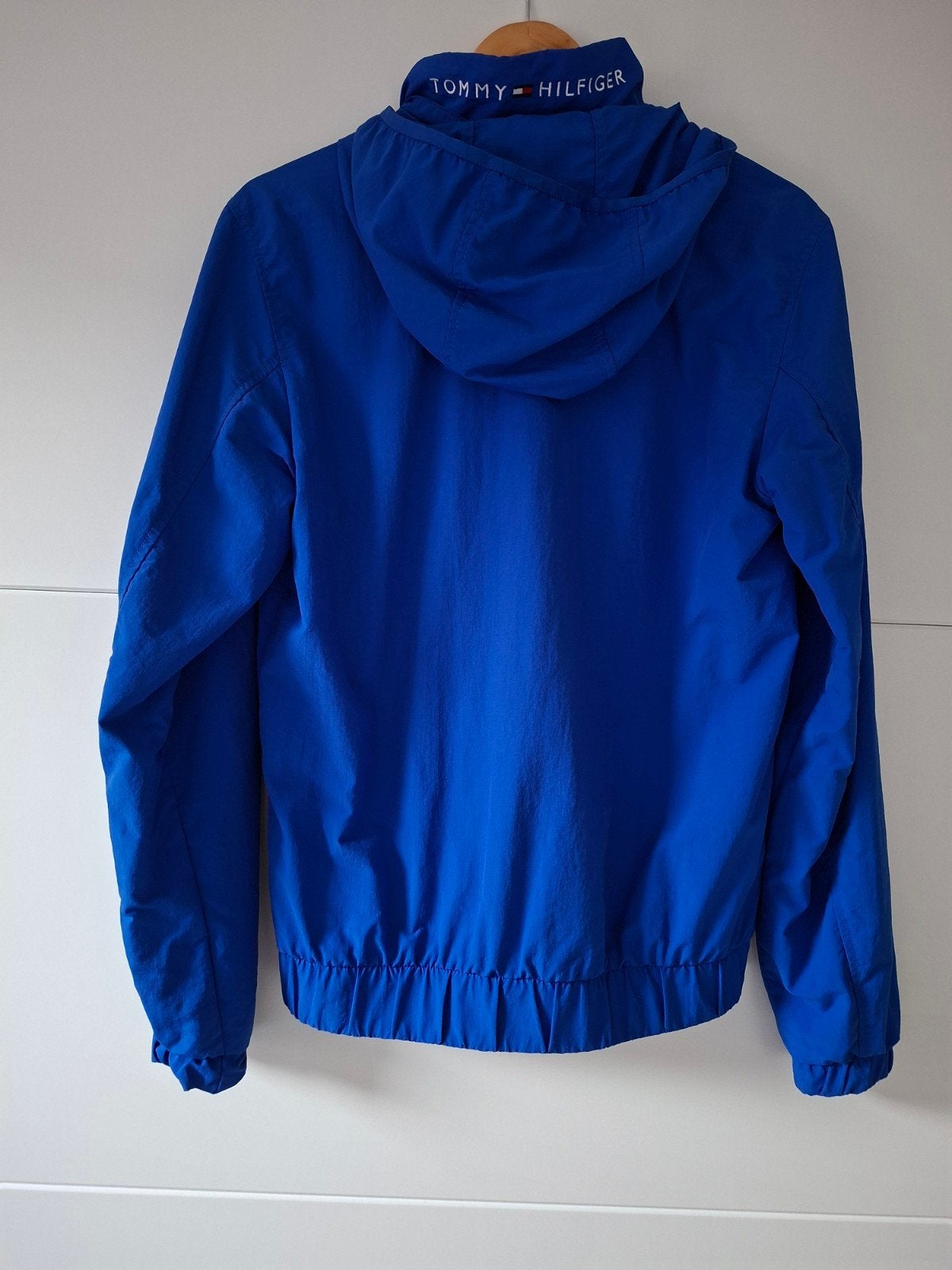 Tommy Hilfiger zomerjas blauw maat 176, Gebruikt, Jongen of Meisje, Ophalen of Verzenden, Tommy Hilfiger