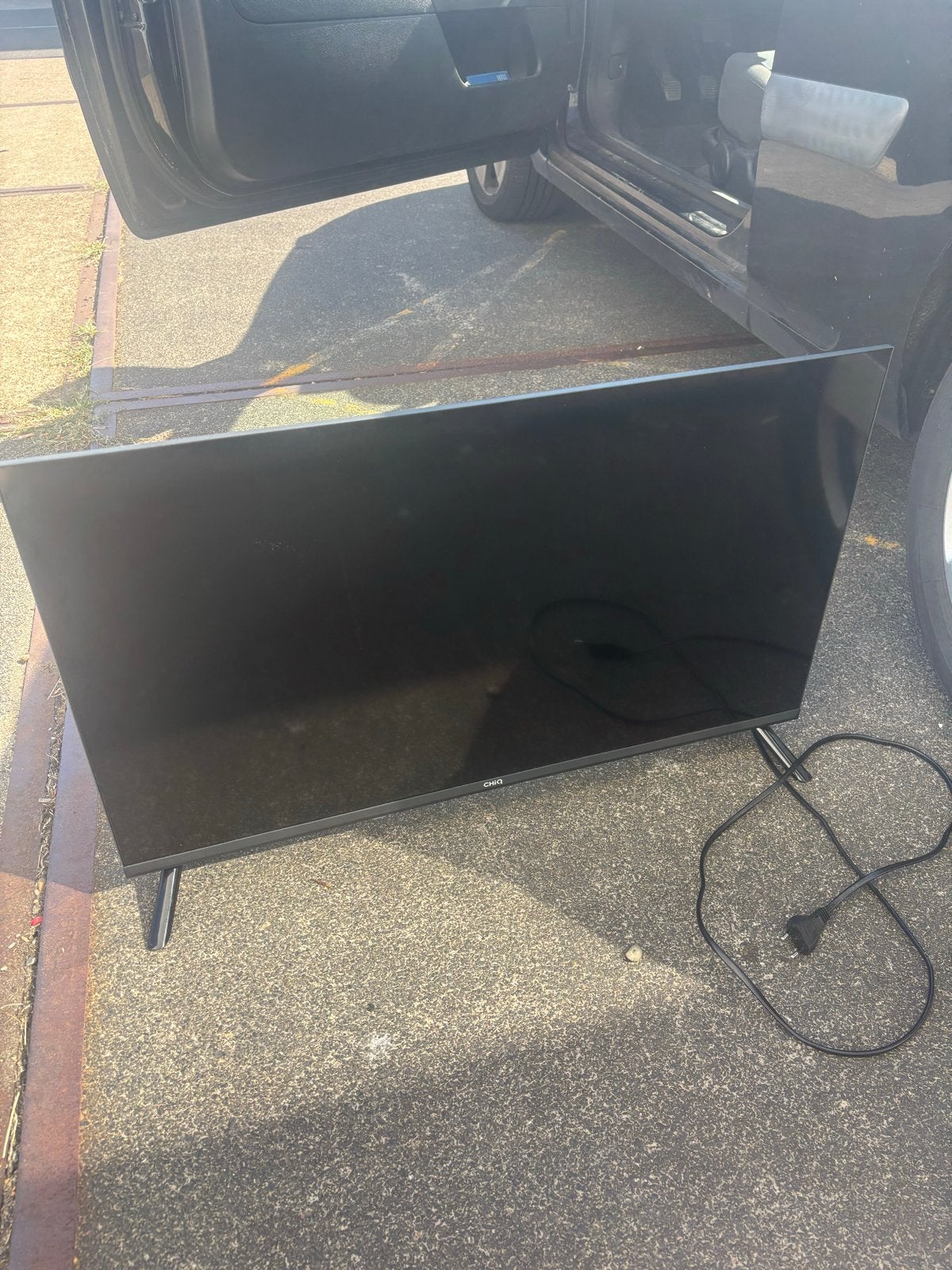 32 inch CHiQ Smart TV - Nog 8 maanden garantie, Audio, Tv en Foto, Televisies, LED, 80 tot 100 cm, Zo goed als nieuw, Smart TV