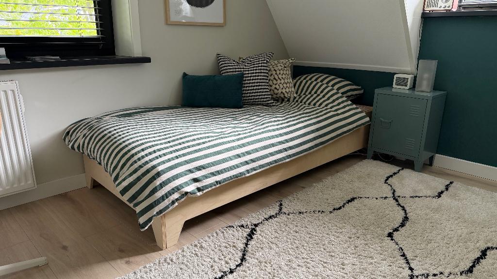 IKEA bed 1-persoons inc lattenbodem en 200 x 90 cm matras, Ophalen, Gebruikt, 90 cm, Eenpersoons