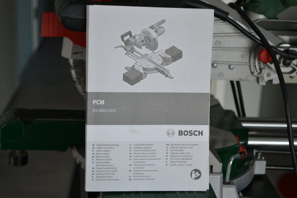 bosch pcm8 afkortzaag+orginele zaagtafel.ZGAN, Ophalen, Zo goed als nieuw, Afkortzaag, 30 tot 70 mm