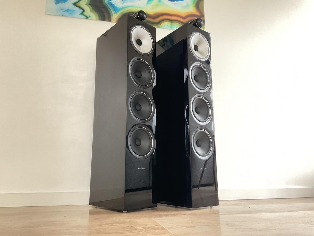 Bowers & Wilkins 702 S2 piano zwart nieuwstaat