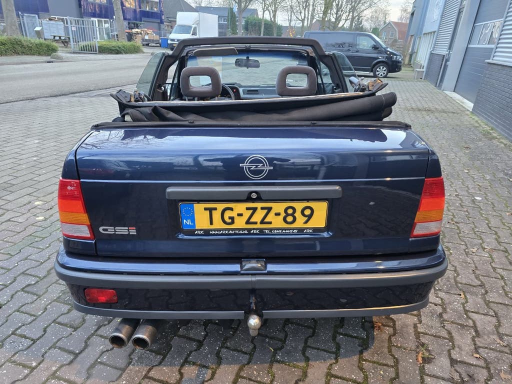 Opel KADETT-E-CABRIO C2.0NE GSI OPNIEUW GESPOTEN (bj 1990), foto 12