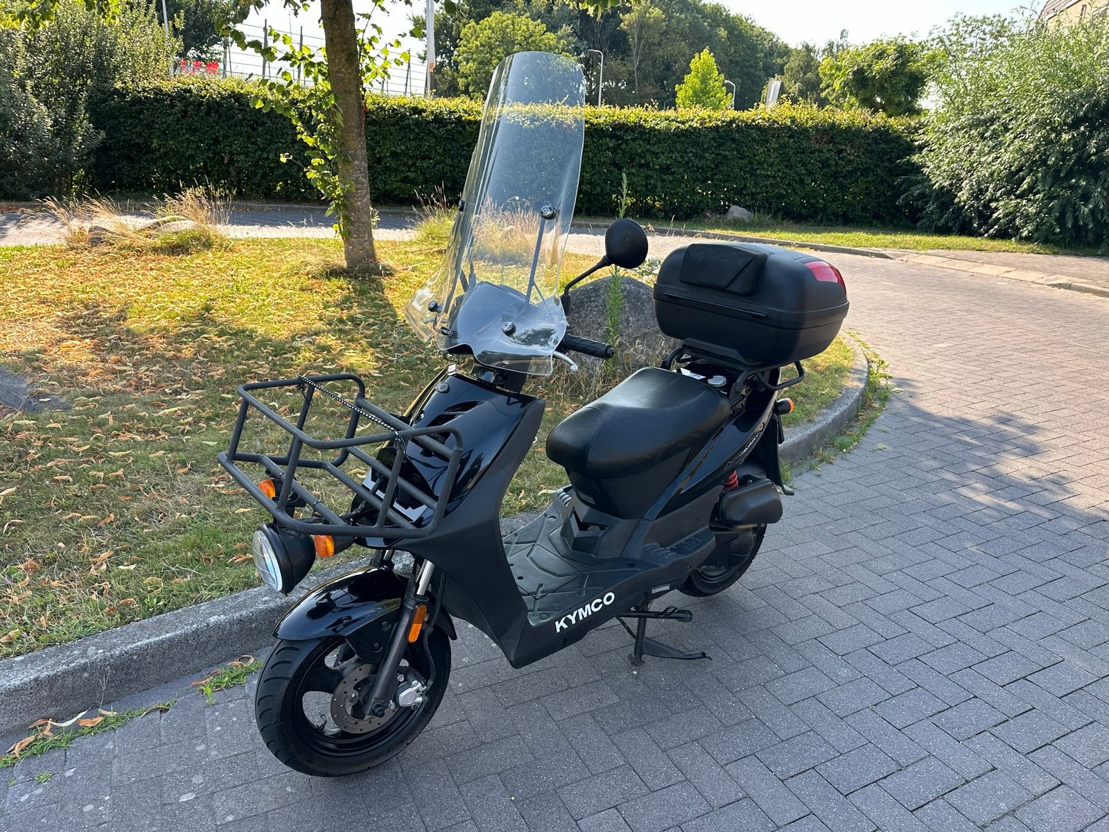 Kymco Agility Carry - Nieuwstaat, slechts !1980km!, Ophalen, Maximaal 45 km/u, 49 cc, Zo goed als nieuw