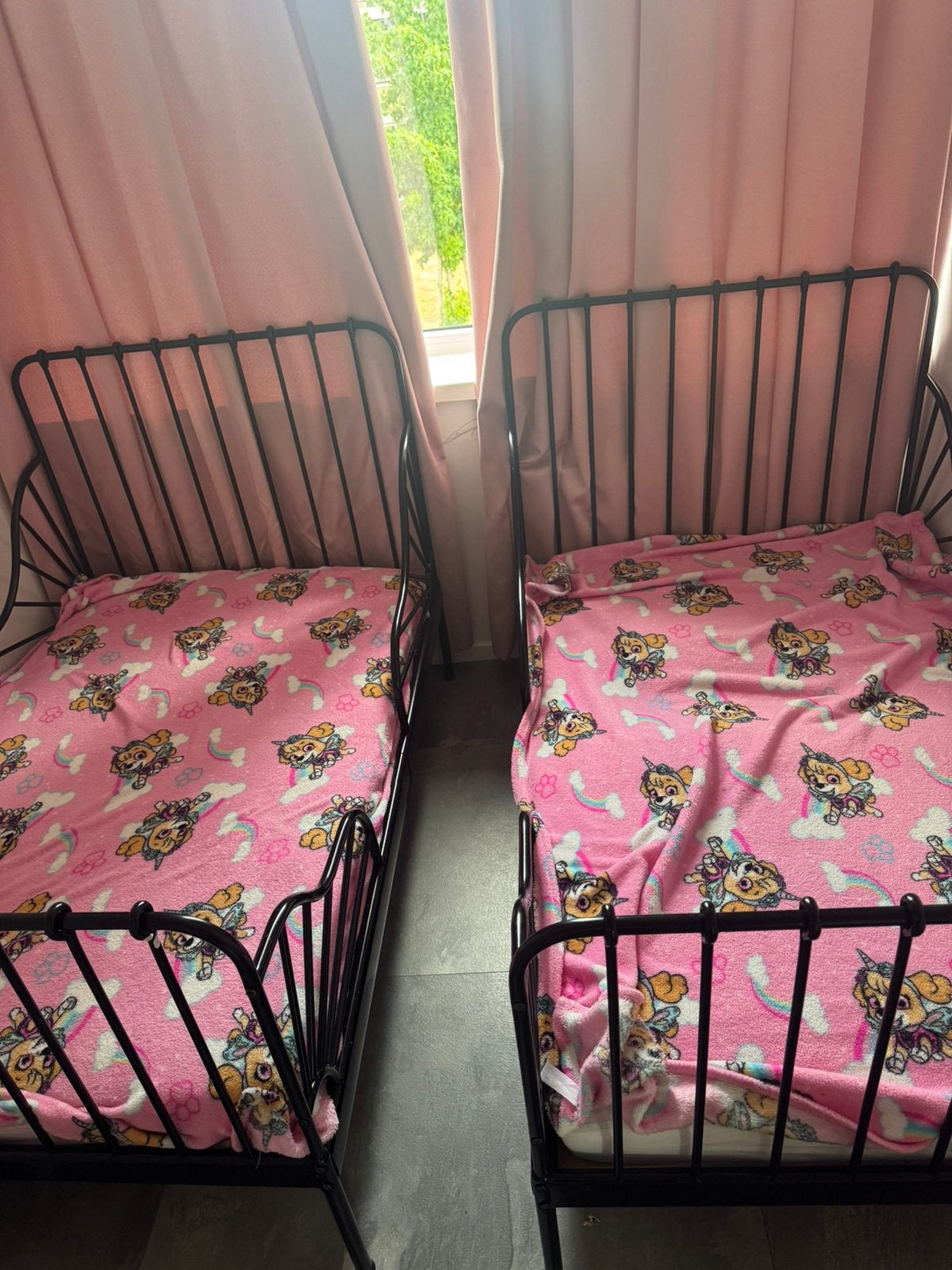 Gratis Kinderbeden van ikea, Ophalen of Verzenden, Zo goed als nieuw, 180 cm of meer, 85 tot 100 cm