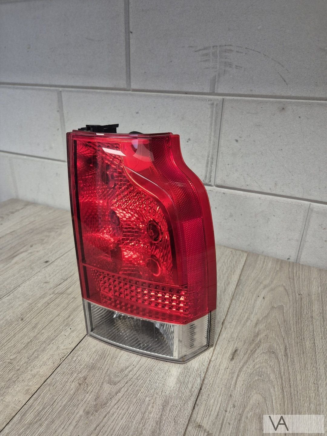 Achterlicht rechts voor Volvo V70 2004 tot 2007 LED facelift, Gebruikt, -, -, Ophalen of Verzenden