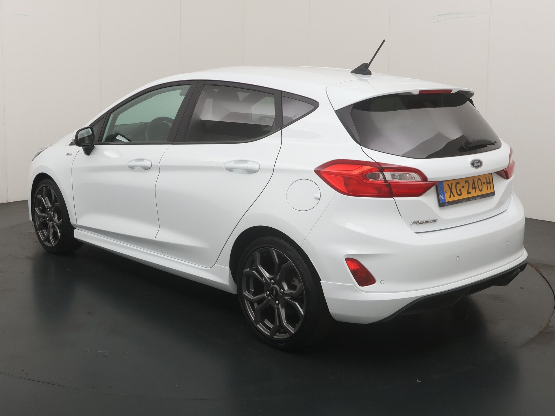 Ford Fiesta 100PK EcoBoost ST-Line | Cruise | Navi | Clima |, Auto's, Dealer onderhouden, Gebruikt, Origineel Nederlands, Handgeschakeld