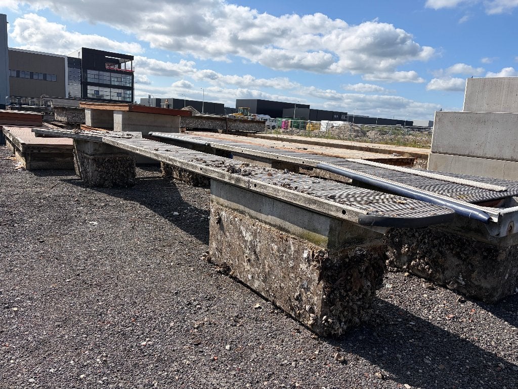 Gebruikte Walcon vingerpieren- 2 stuks 10,50 x 0,75m1, Watersport en Boten, Ophalen, Gebruikt, Overige typen