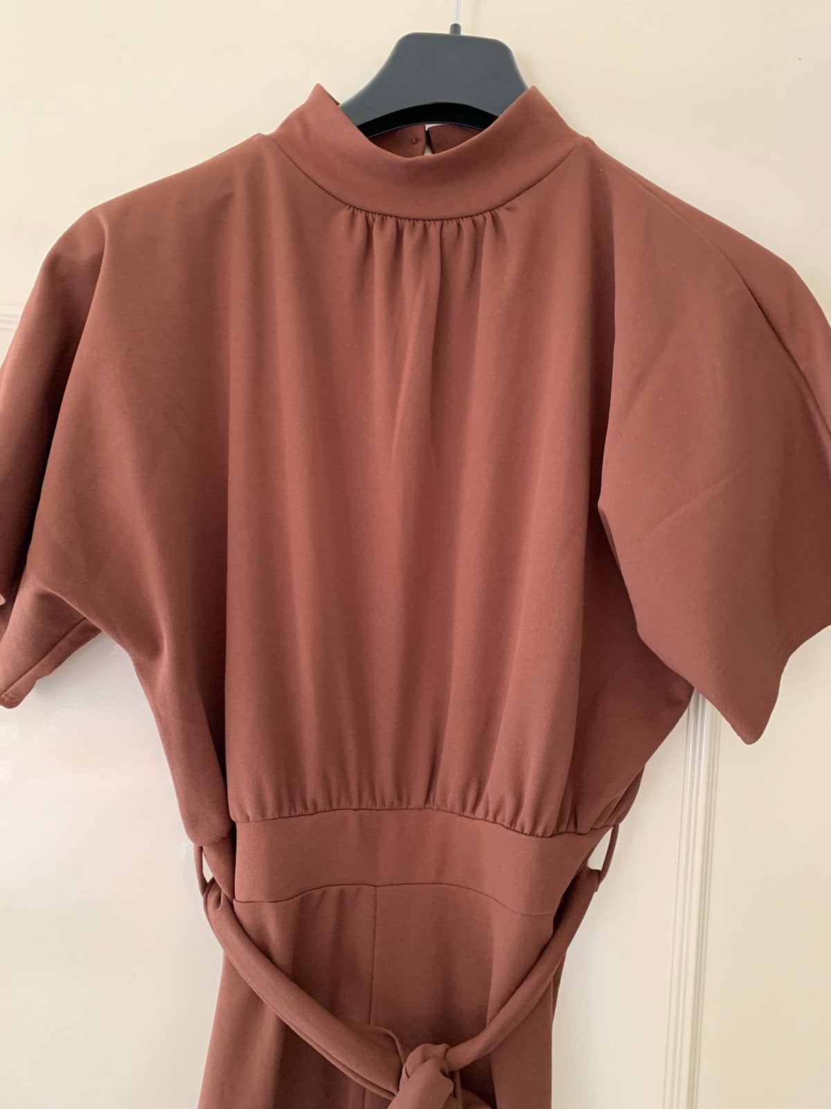 Sisters Point Jumpsuit Bruin Maat XS, Kleding | Dames, Ophalen of Verzenden, Nieuw, Maat 34 (XS) of kleiner, Bruin
