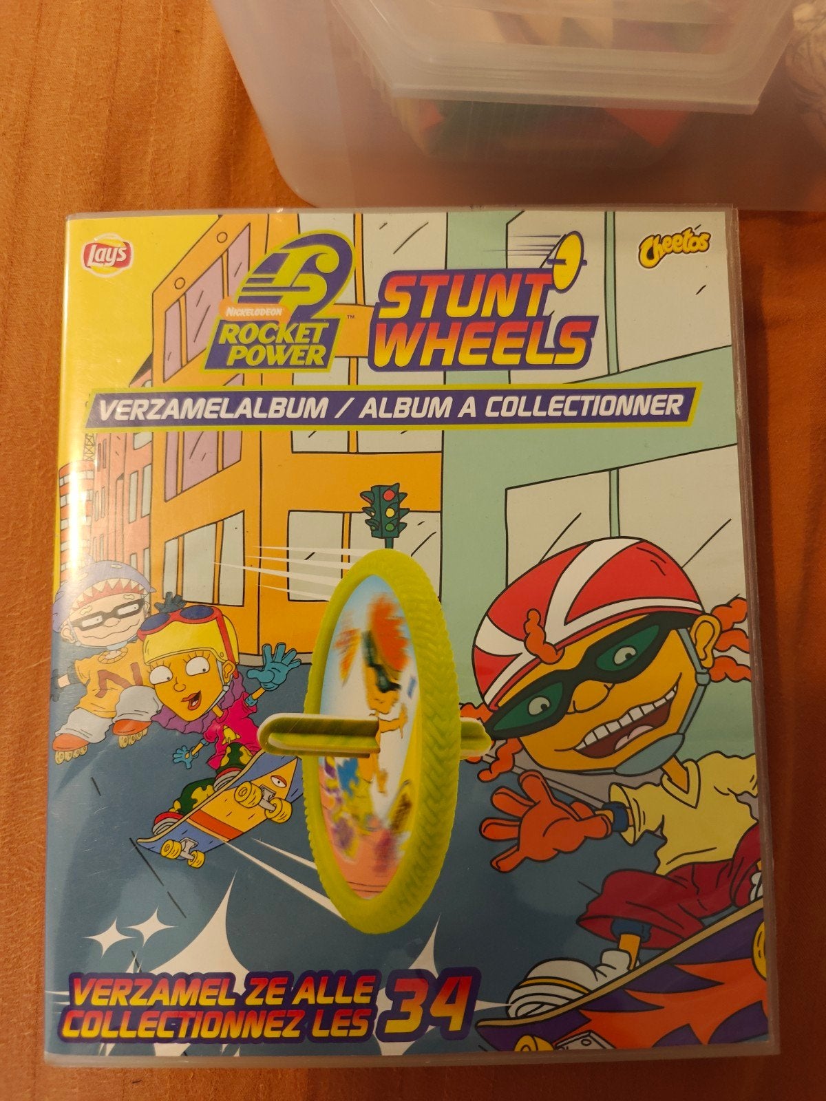 Rocket Power Stunt Wheels Verzamelalbum + Inhoud, Ophalen of Verzenden, Zo goed als nieuw