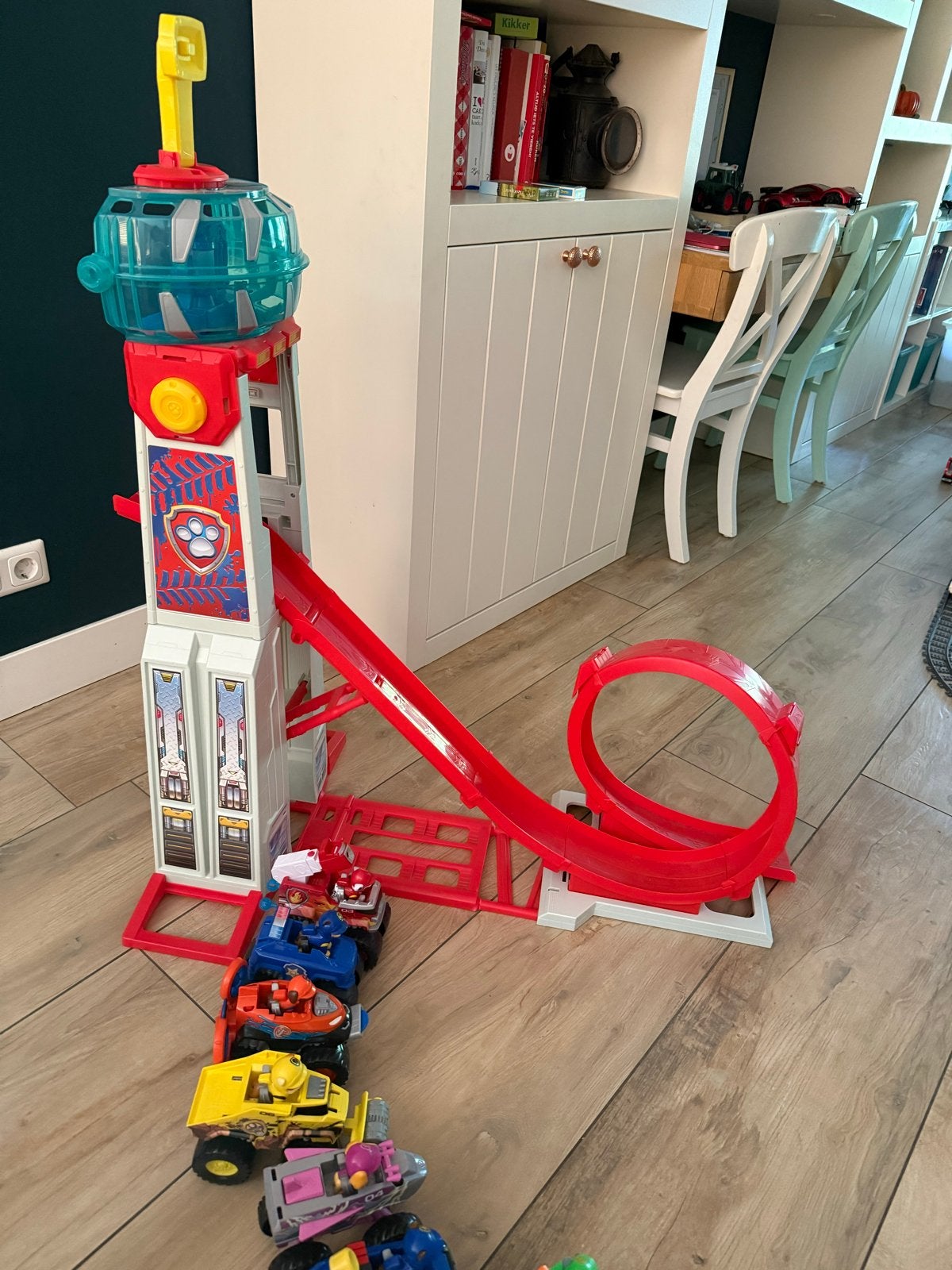 PAW Patrol Rescue Wheels Super Loop + 7 voertuigen, Ophalen, Gebruikt, Jongen of Meisje